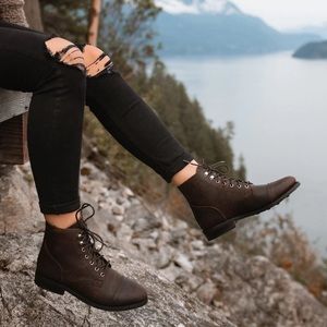 Thursday Boot Company Women’s Captain Boot